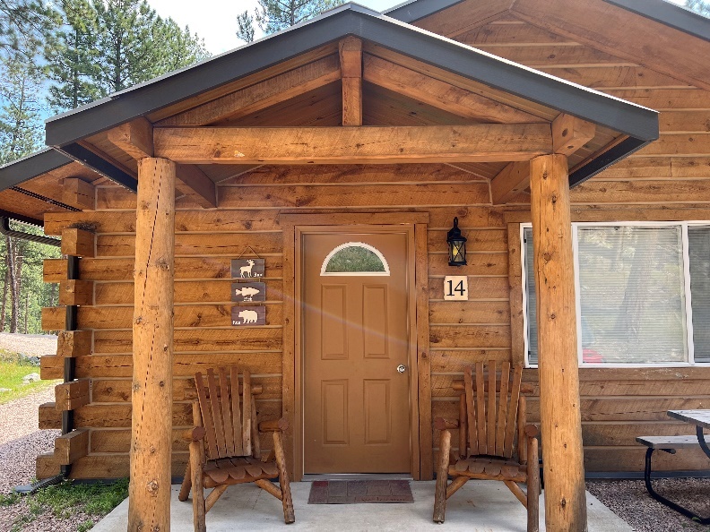 Kemp's Kamp - Photo of Cabins 8 and 14